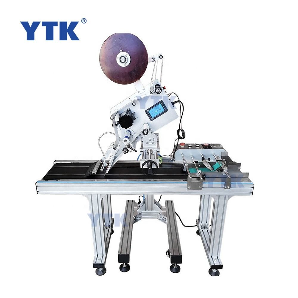 YTK Automatic Flat Box Surface Label Applicator Machine with conveyor
