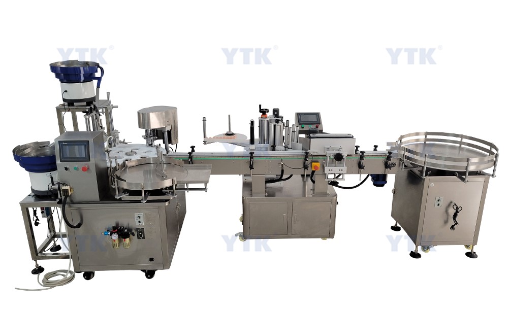 Three-In-One automatic Liquid Filling Machine-11.jpg